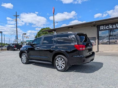 Used 2015 Toyota Sequoia Limited RWD image 10