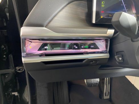 New 2026 BMW 760i xDrive w/ Executive Package image 22