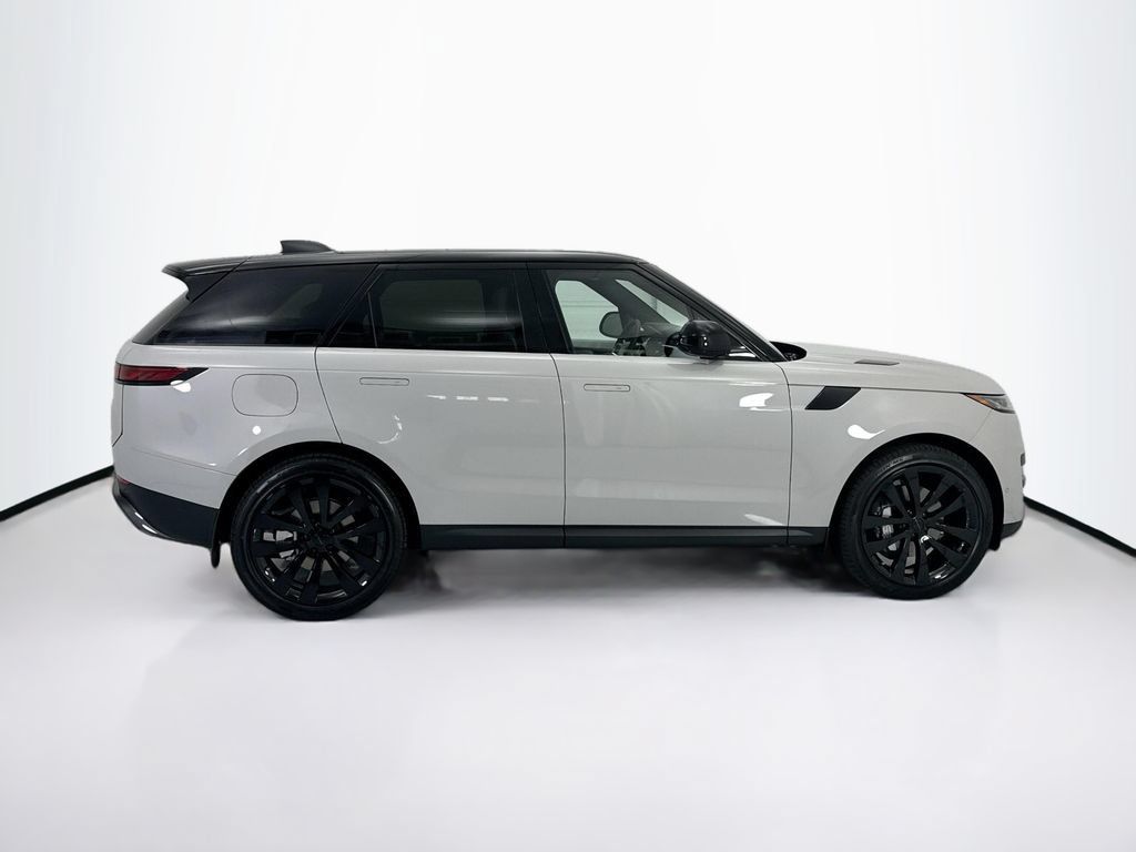 New 2026 Land Rover Range Rover Sport SE AWD/4WD image 4