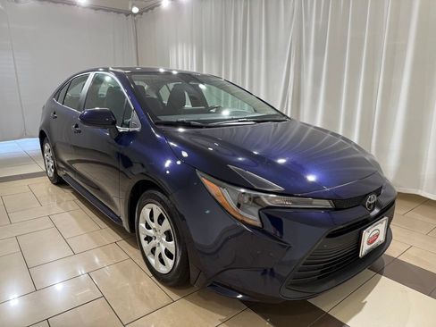 Used 2024 Toyota Corolla LE FWD image 7