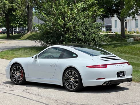 Used 2015 Porsche 911 Carrera 4S AWD/4WD image 7