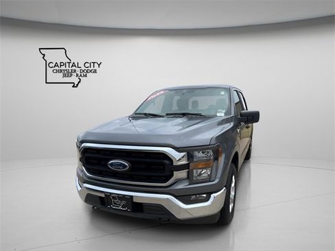 Used 2023 Ford F150 XLT image 2