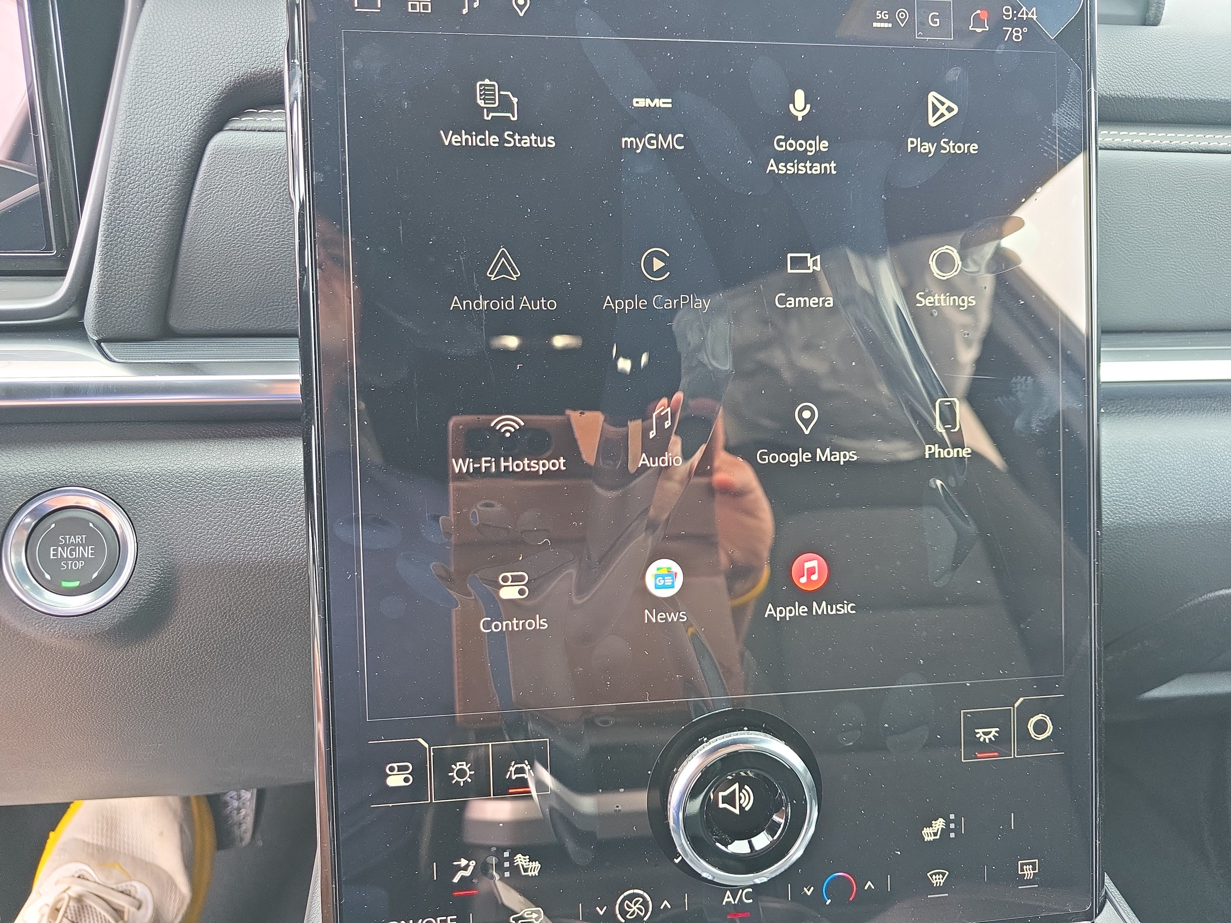 New 2027 GMC Terrain Elevation FWD image 27