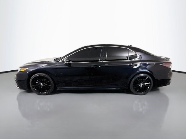 Used 2023 Toyota Camry XSE FWD image 6