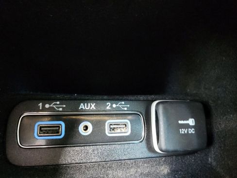 Used 2018 Jeep Grand Cherokee Limited image 30