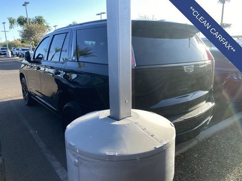 Used 2024 Cadillac Escalade Premium Luxury w/ Performance Package AWD/4WD image 2