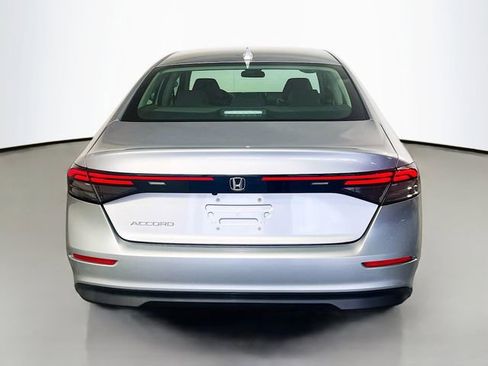 Used 2023 Honda Accord EX image 7