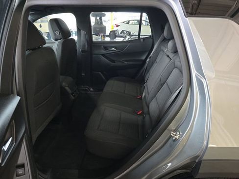 Used 2025 Chevrolet Equinox LT AWD/4WD image 6