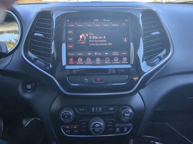 Used 2019 Jeep Cherokee Limited AWD/4WD image 14