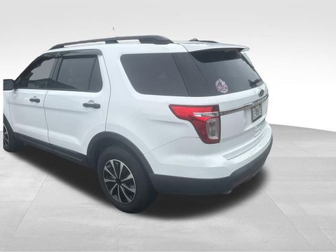 Used 2013 Ford Explorer FWD image 12