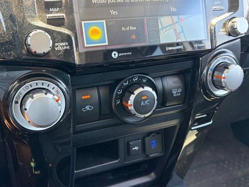 Used 2024 Toyota 4Runner TRD Off-Road Premium w/ Moonroof Package AWD/4WD image 9