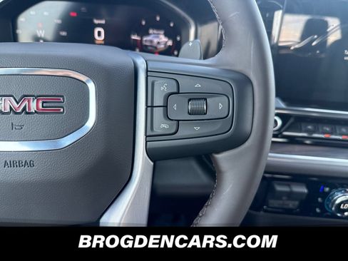 New 2026 GMC Sierra 1500 SLT w/ SLT Premium Plus Package AWD/4WD image 8