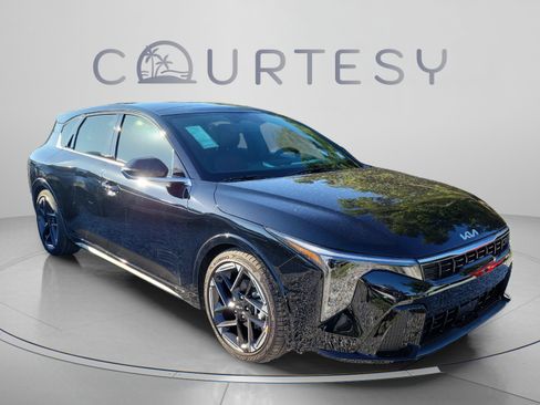 New 2026 Kia K4 GT-Line Turbo w/ GT-Line Premium Package FWD image 4