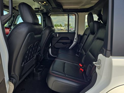 Used 2021 Jeep Wrangler Unlimited Rubicon AWD/4WD image 13