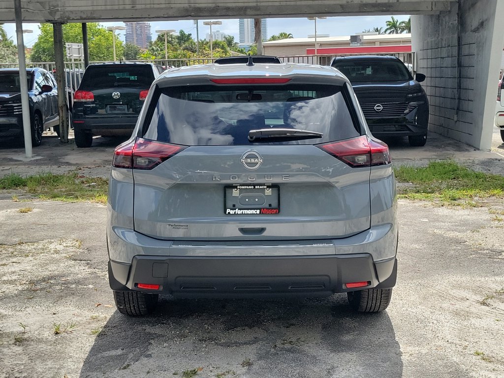 New 2026 Nissan Rogue SV FWD image 7