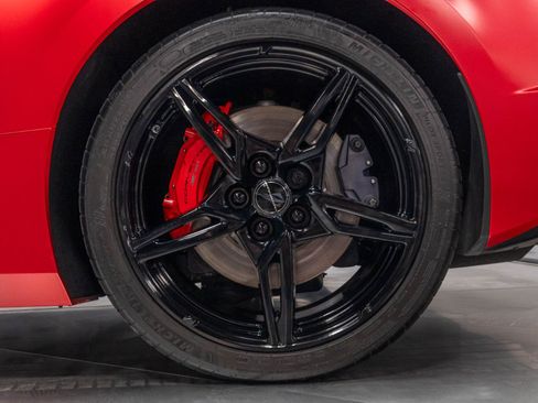 Used 2022 Chevrolet Corvette Stingray Preferred Cpe w/ Z51 Performance Package RWD image 46