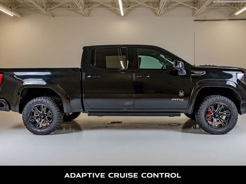 Used 2022 GMC Sierra 1500 AT4 w/ AT4 Premium Package AWD/4WD image 10