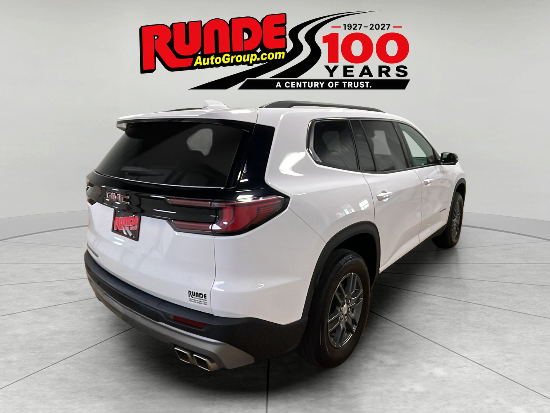 Used 2025 GMC Acadia Elevation AWD/4WD image 5