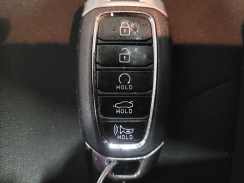 Used 2022 Hyundai Elantra SEL image 32