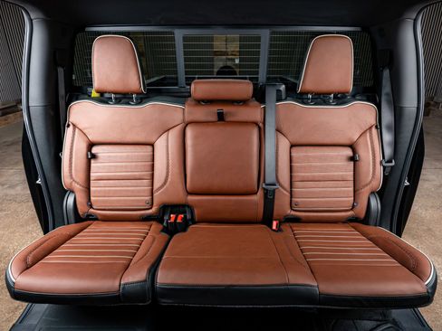 Used 2026 GMC Sierra 3500 Denali Ultimate image 35