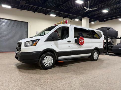 Used 2019 Ford Transit 150 XL RWD image 2