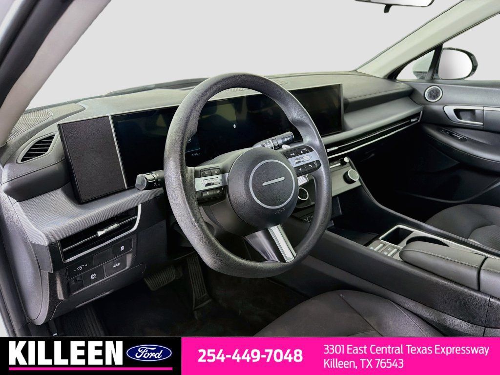 Used 2025 Hyundai Sonata SEL FWD image 11