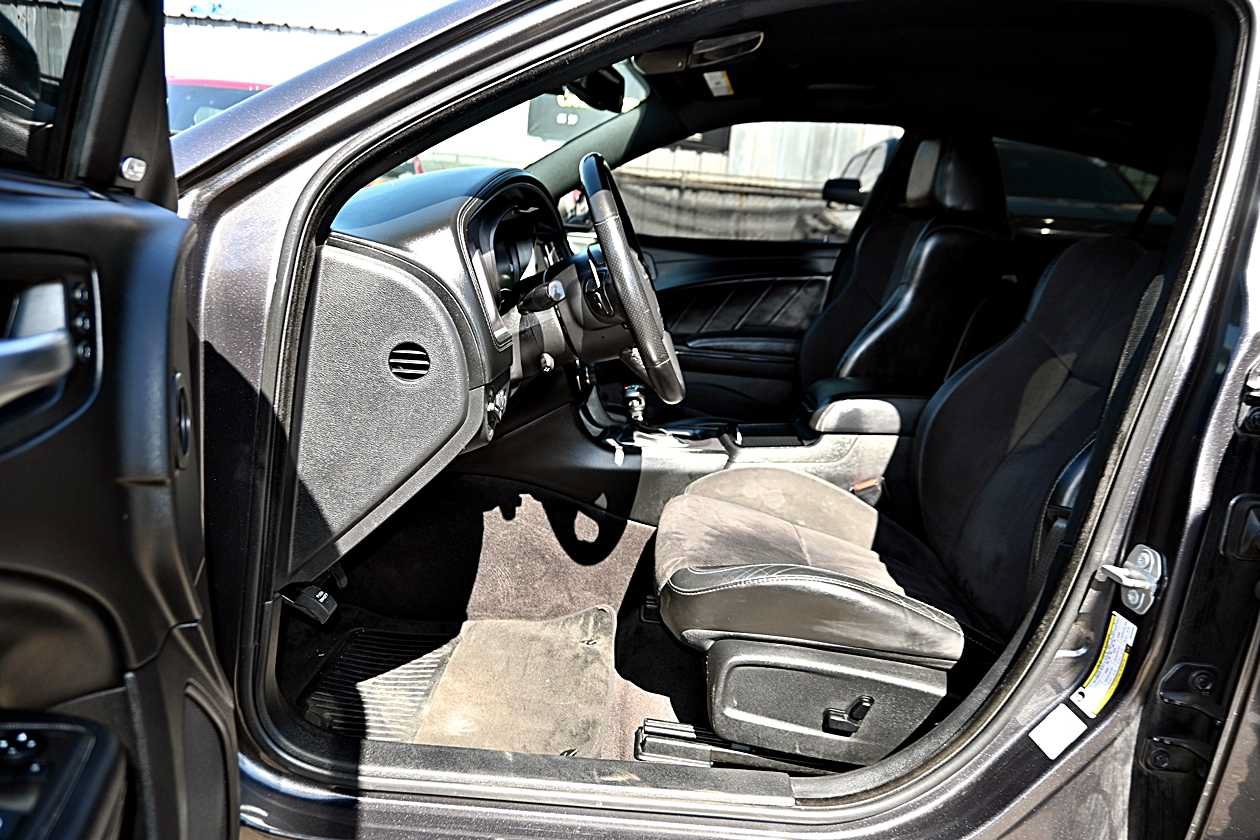Used 2019 Dodge Charger GT RWD image 15