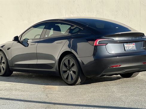 Used 2025 Tesla Model 3 Long Range image 6