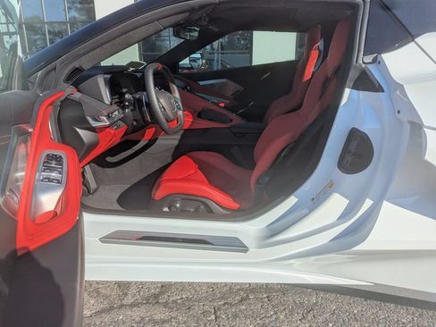 Used 2023 Chevrolet Corvette Stingray Premium Conv w/ Z51 Performance Package RWD image 15