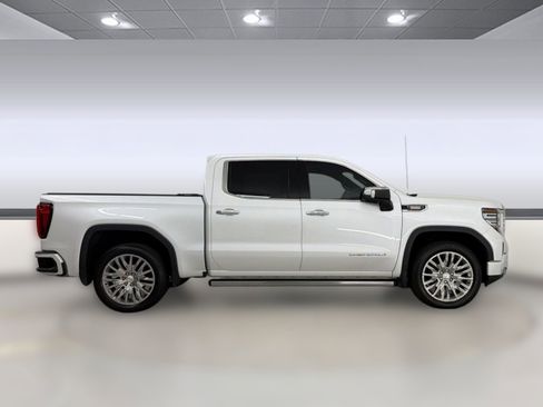 Used 2022 GMC Sierra 1500 Denali AWD/4WD image 7