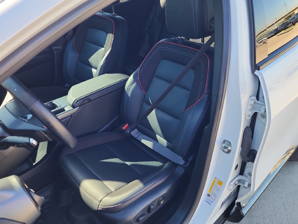 Used 2024 Chevrolet Equinox EV RS FWD image 11
