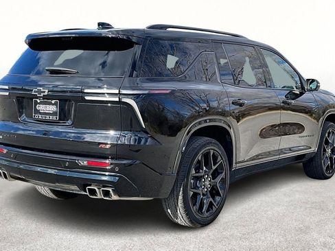 Used 2024 Chevrolet Traverse RS w/ LPO, Floor Liner Package image 2