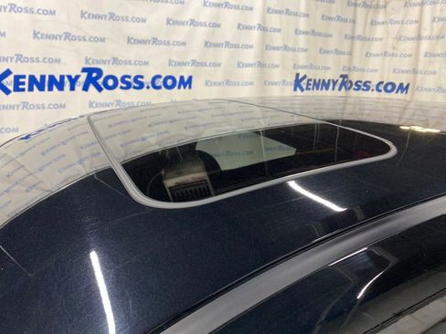 Used 2025 MAZDA CX-5 AWD 2.5 S w/ Preferred Package image 17