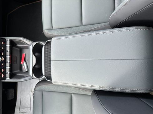 Used 2026 GMC Terrain AT4 w/ Technology Package II image 20