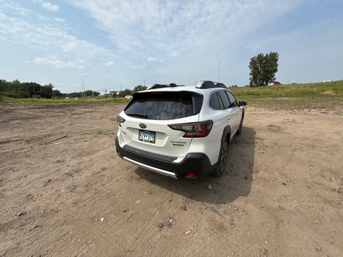 Used 2024 Subaru Outback Touring w/ Popular Package #2 AWD/4WD image 11