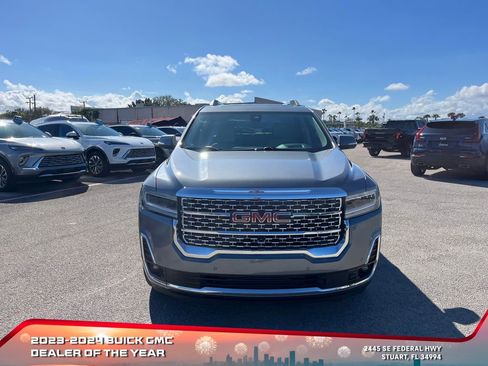 Used 2021 GMC Acadia Denali w/ Denali Technology Package image 3