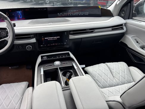 New 2026 Lincoln Navigator Black Label AWD/4WD image 31