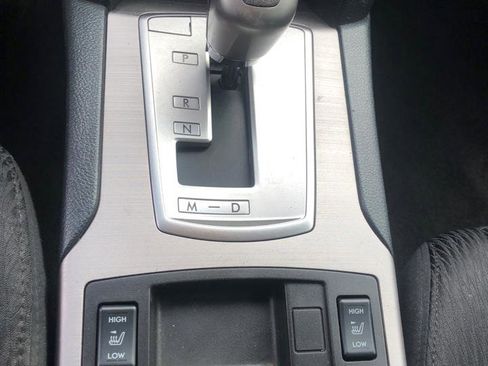 Used 2012 Subaru Outback 2.5i Premium w/ All-Weather Pkg image 12