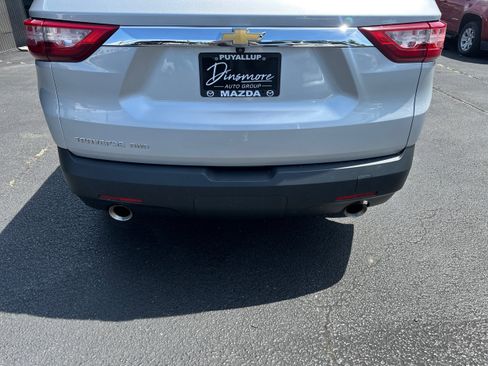 Used 2020 Chevrolet Traverse LS w/ LPO, Floor Liner Package AWD/4WD image 24