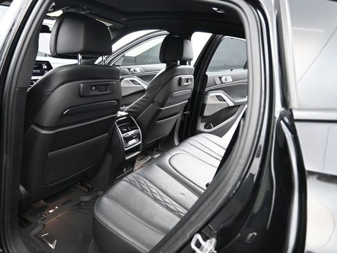 Used 2020 BMW X6 xDrive40i w/ Executive Package image 35