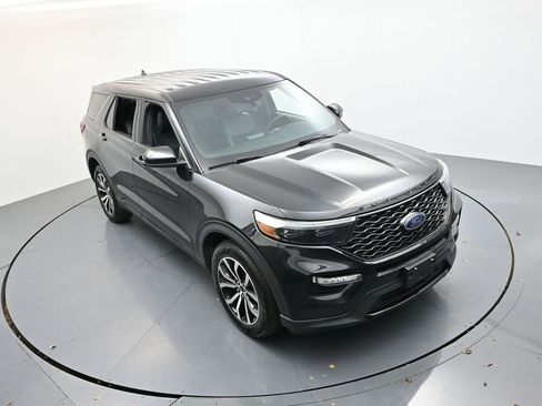 Used 2022 Ford Explorer ST image 16