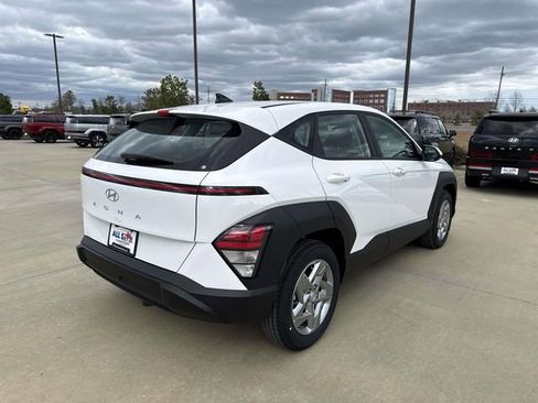New 2026 Hyundai Kona SE image 10