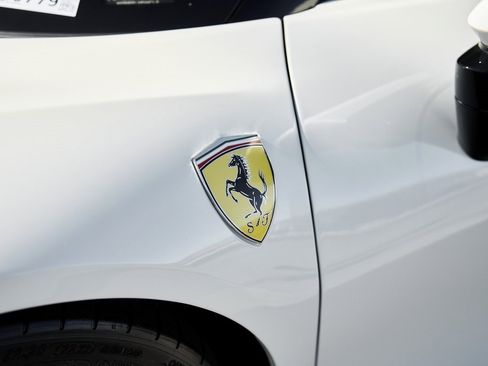 Used 2023 Ferrari SF90 Stradale image 9