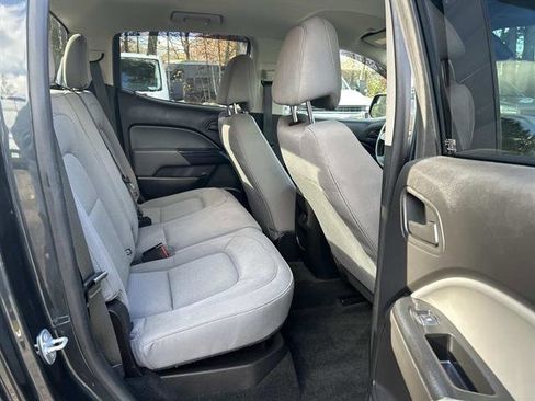 Used 2018 Chevrolet Colorado W/T w/ Custom Special Edition image 12