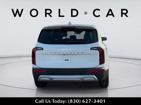 Used 2022 Kia Telluride LX FWD image 8