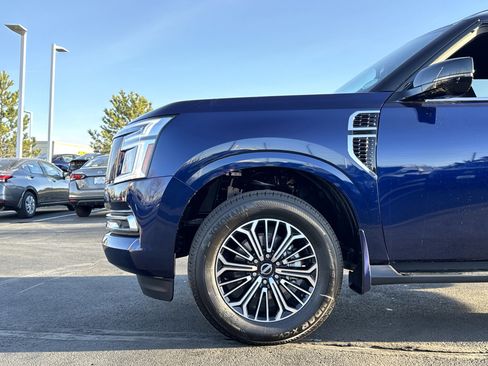 New 2026 Nissan Armada SL image 9