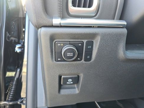 New 2026 Ford Expedition Platinum w/ Driver's Package image 26