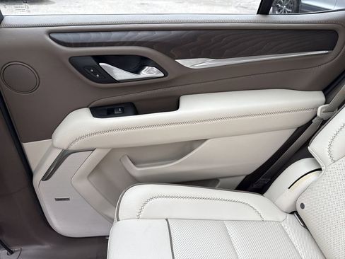 Used 2022 GMC Yukon Denali image 28