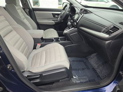 Used 2019 Honda CR-V LX image 6