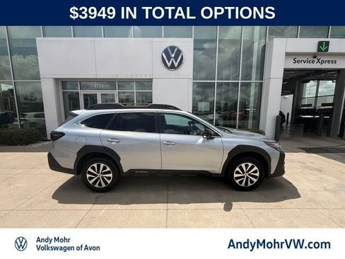 Used 2023 Subaru Outback Premium w/ Popular Package #1 AWD/4WD image 5